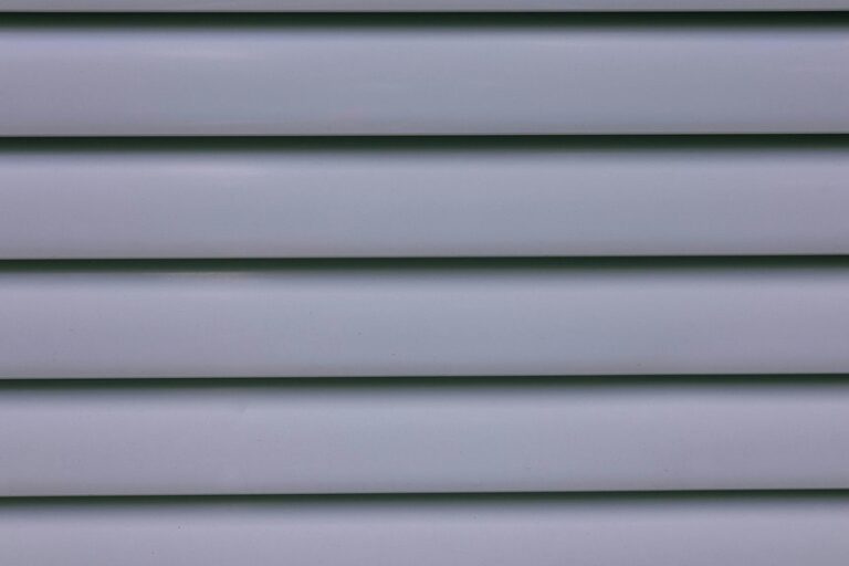 eight methods for cleaning wood siding